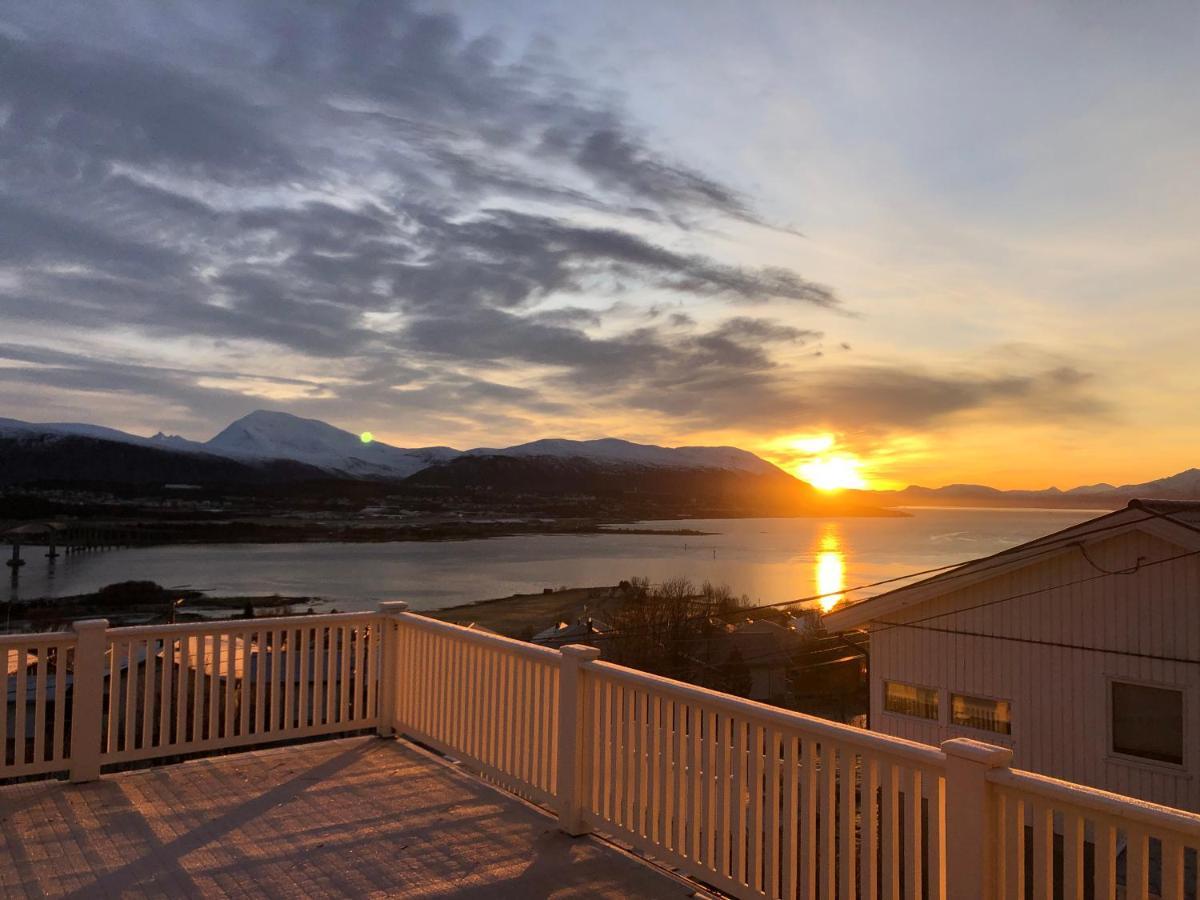 Moderne Og Trivelig Leilighet, Med Unik Utsikt Tromso Exterior photo
