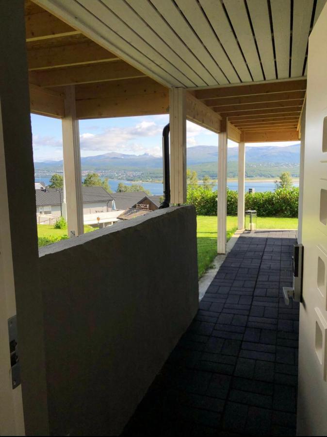 Moderne Og Trivelig Leilighet, Med Unik Utsikt Tromso Exterior photo